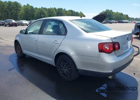 2010 Volkswagen Jetta S из США, поврежденный, VIN 3VWJZ7AJ9AM007549